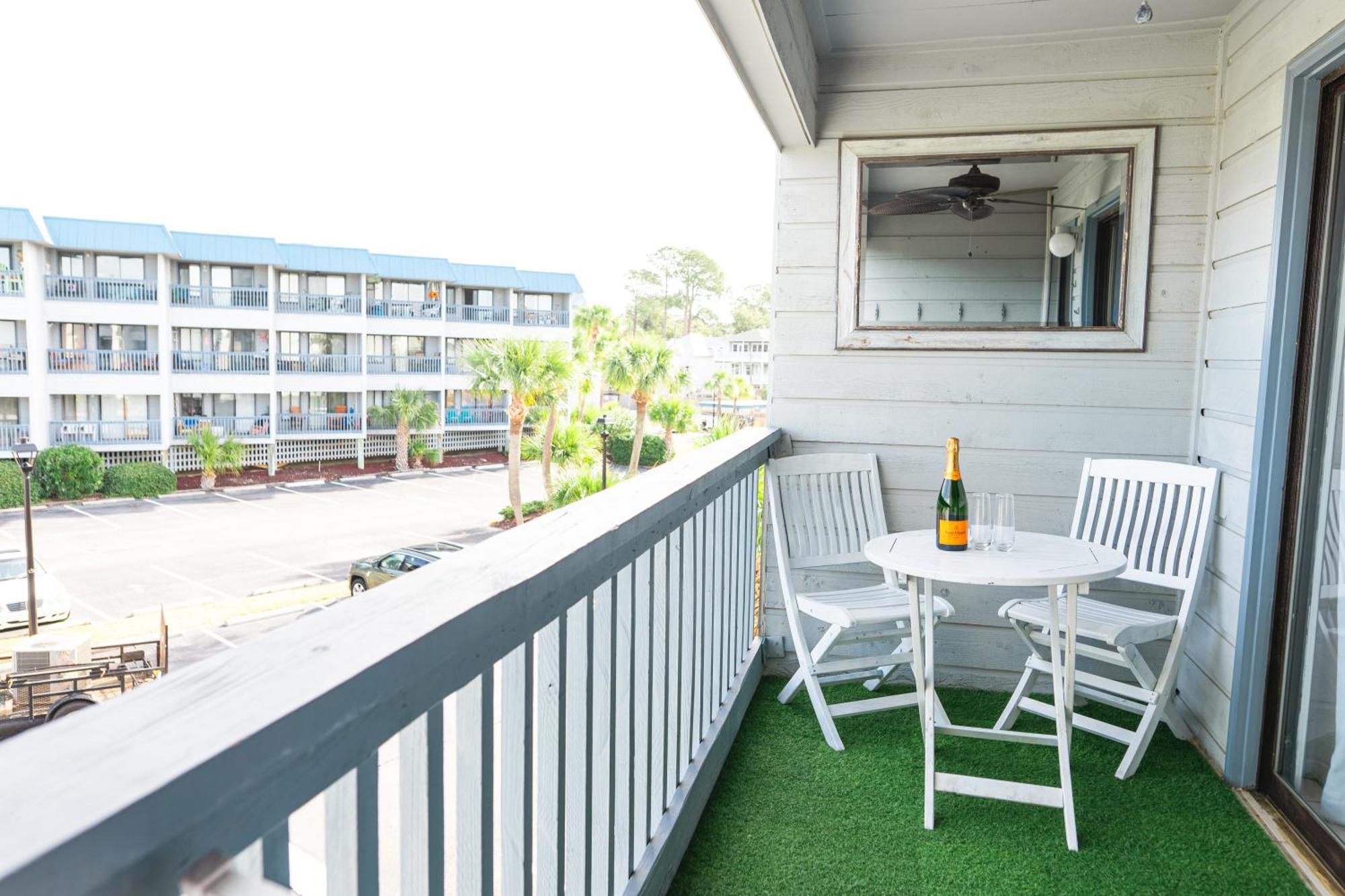 Private Balcony - Beach - Pool And Pickleball Tybee Island Exterior photo